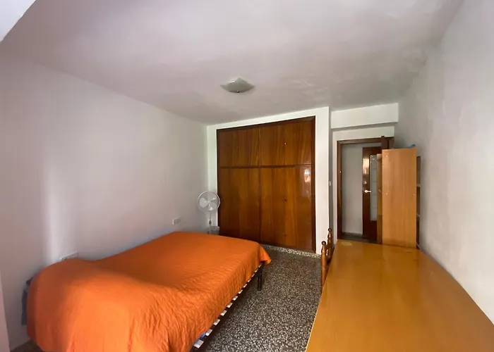 Family Flat Zona Aragon Close To City Center And Beach
